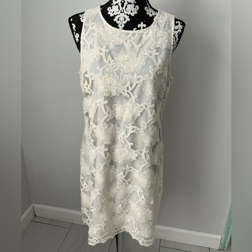 CeCe Cream Floral Lace Mini Dress